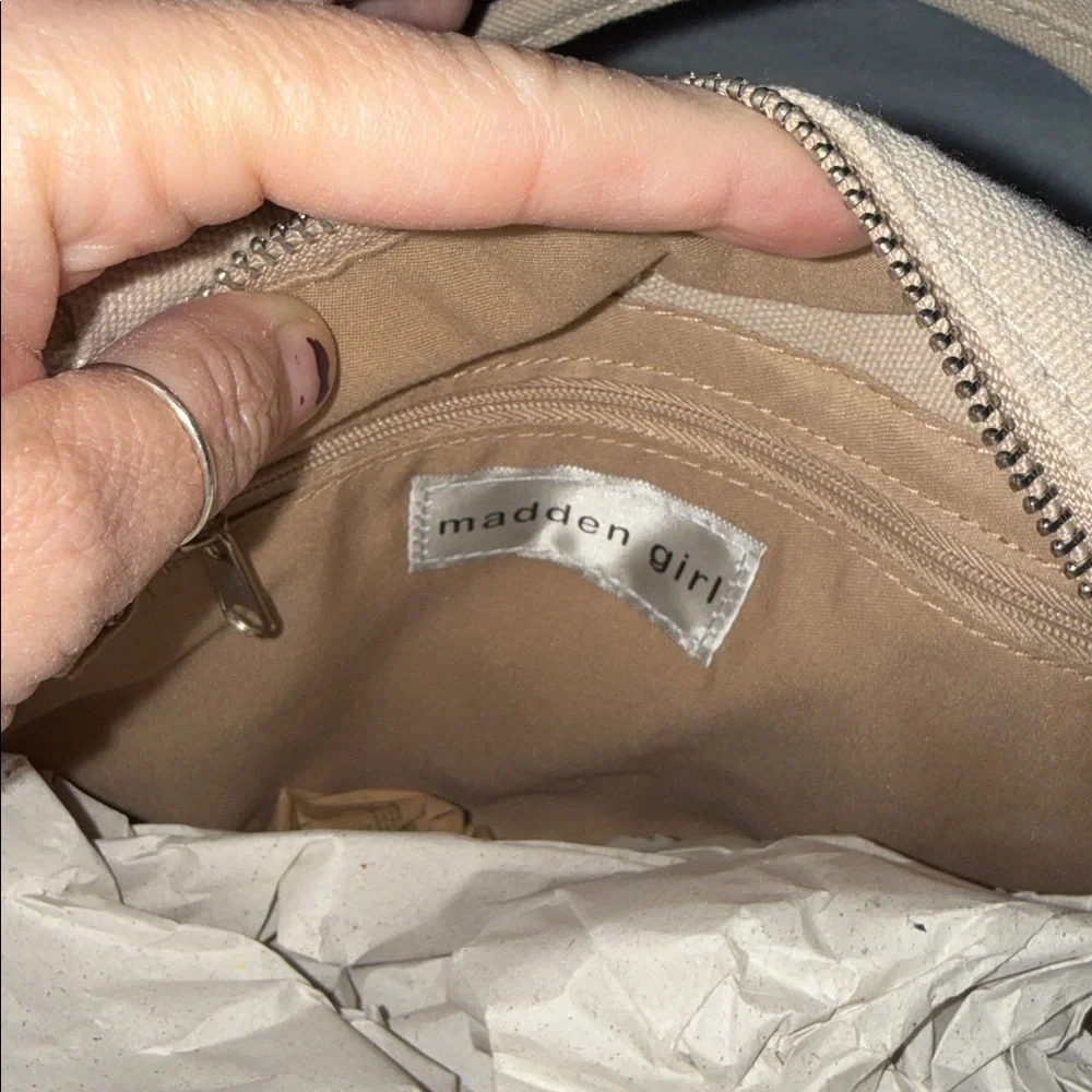 🏈🏈Madden Girl Beige Tote with Football Accents 🏈🏈 - Picture 8 of 9